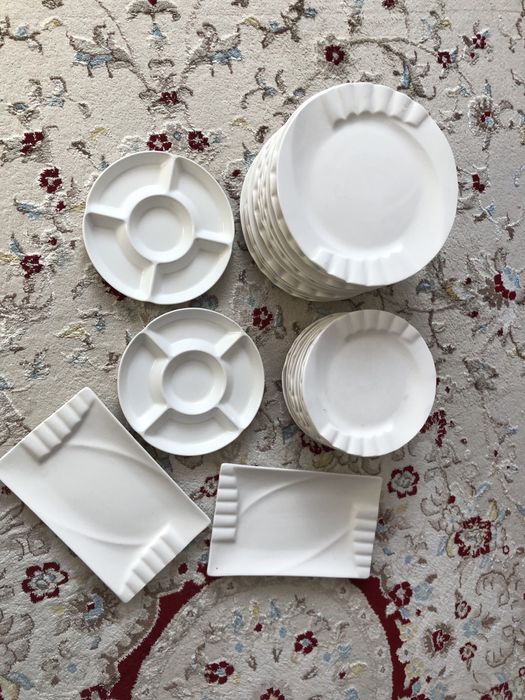 Белая посуда на 12 персон новая