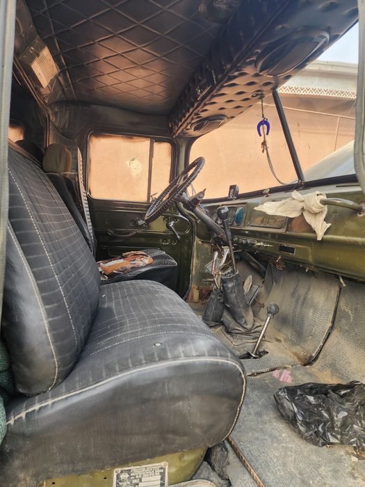 Zil kvadrat Samosval