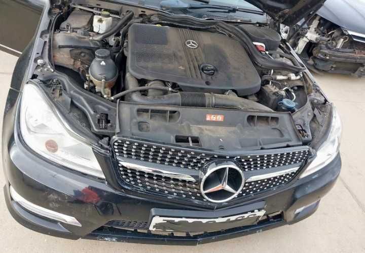 Мерцедес Бенц W204, 2013г. На части.