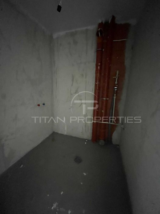 Продава се Двустаен апартамент в Пловдив, Остромила - 65 кв.м за 1462 €/кв.м - Снимка #3