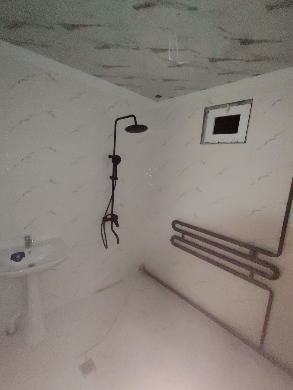 Evro remont hovli sotiladi