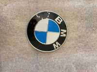 Emblema/Sigla originala BMW: capota/grila fata, portbagaj/haion
