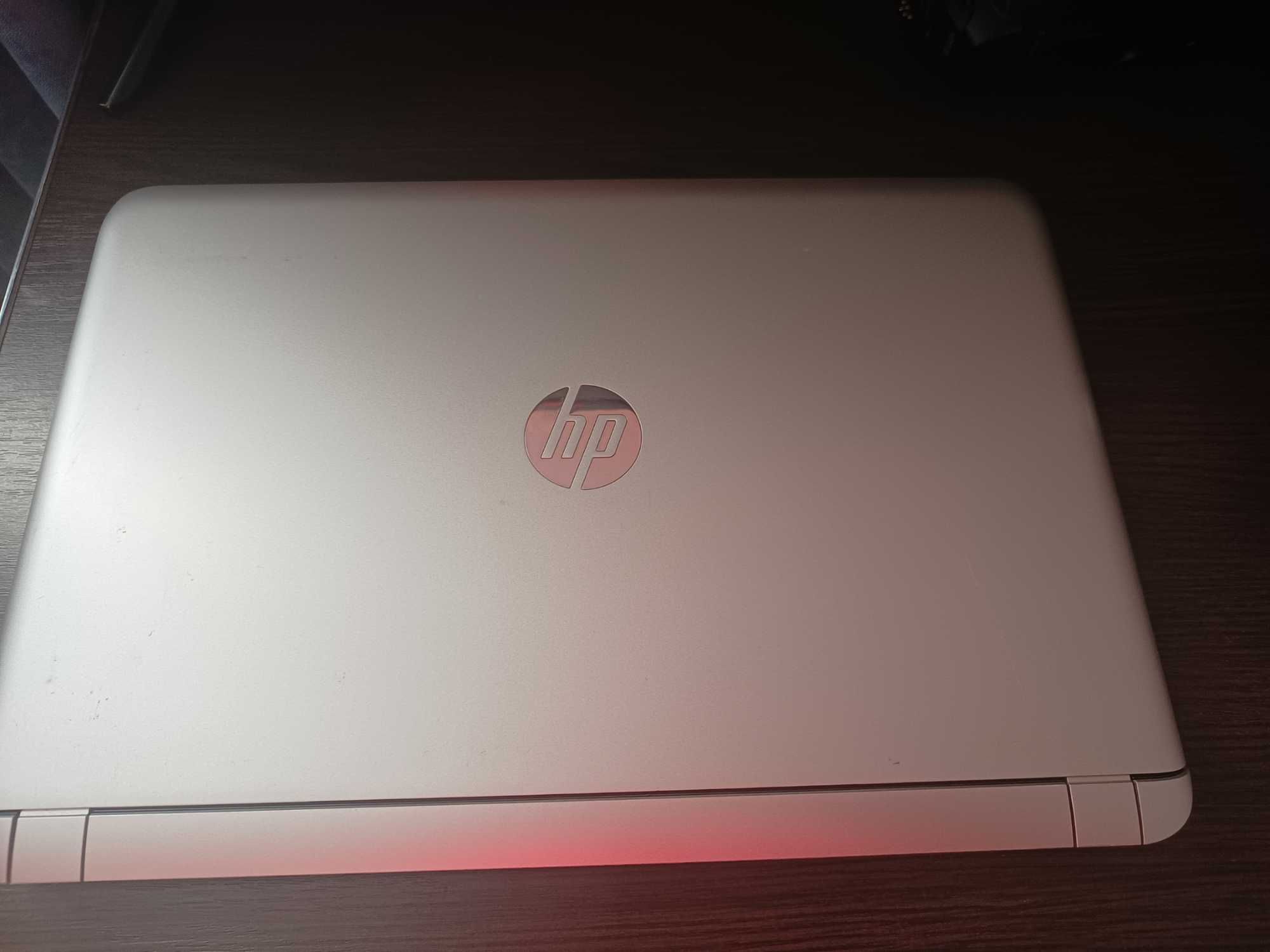 Laptop HP Full-hd , 16Gb RAM, SSD 256 + 1Terra hdd
