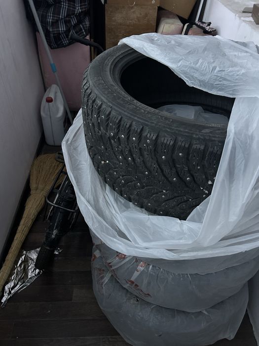 Шипованные шины нокиан хакепелита на 18