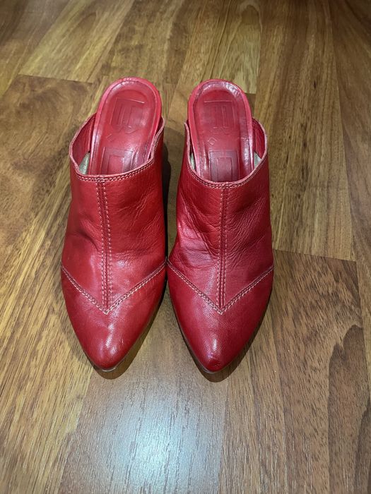 Papuci din piele naturala