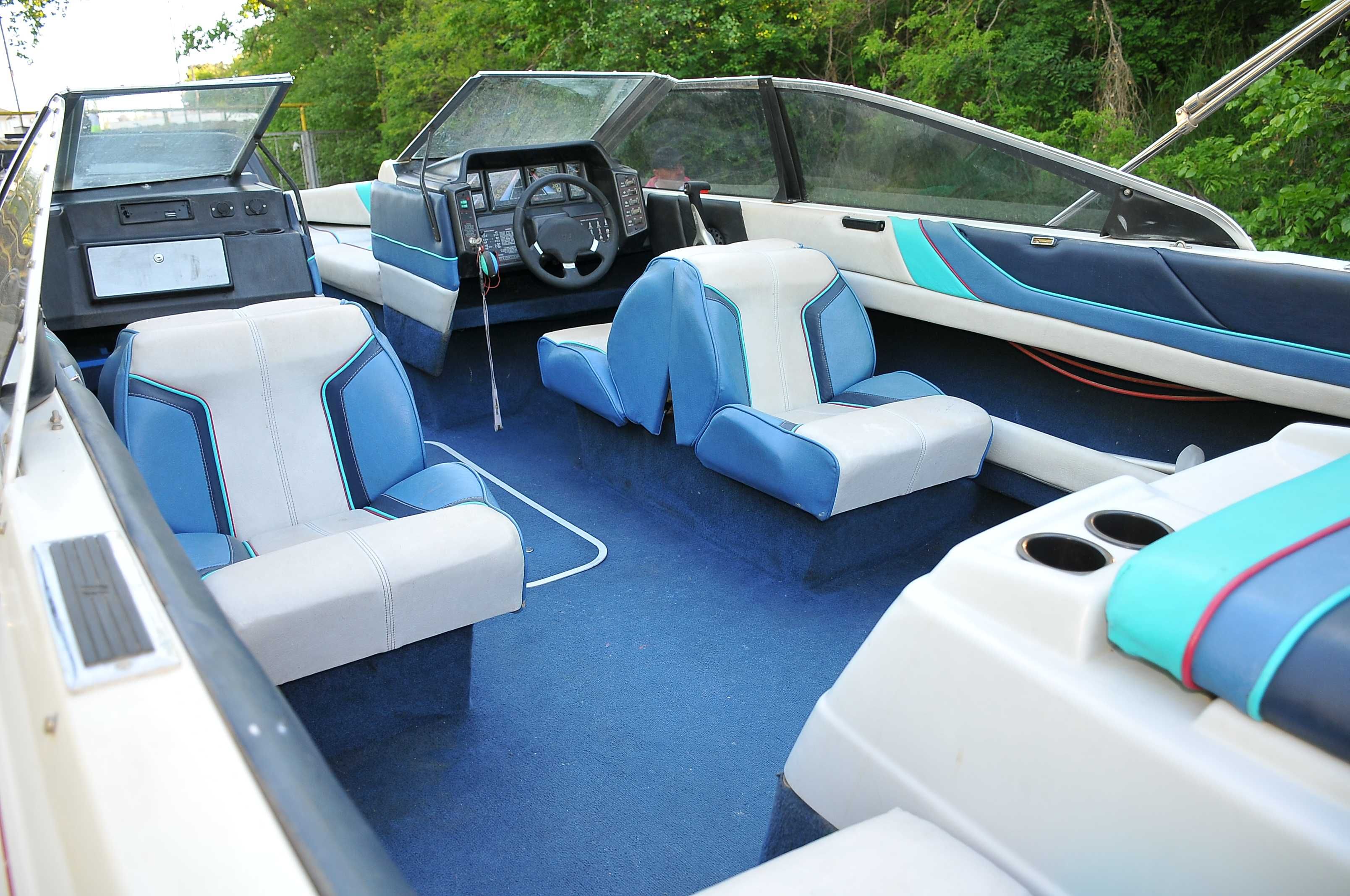 Salupa Bayliner Capri