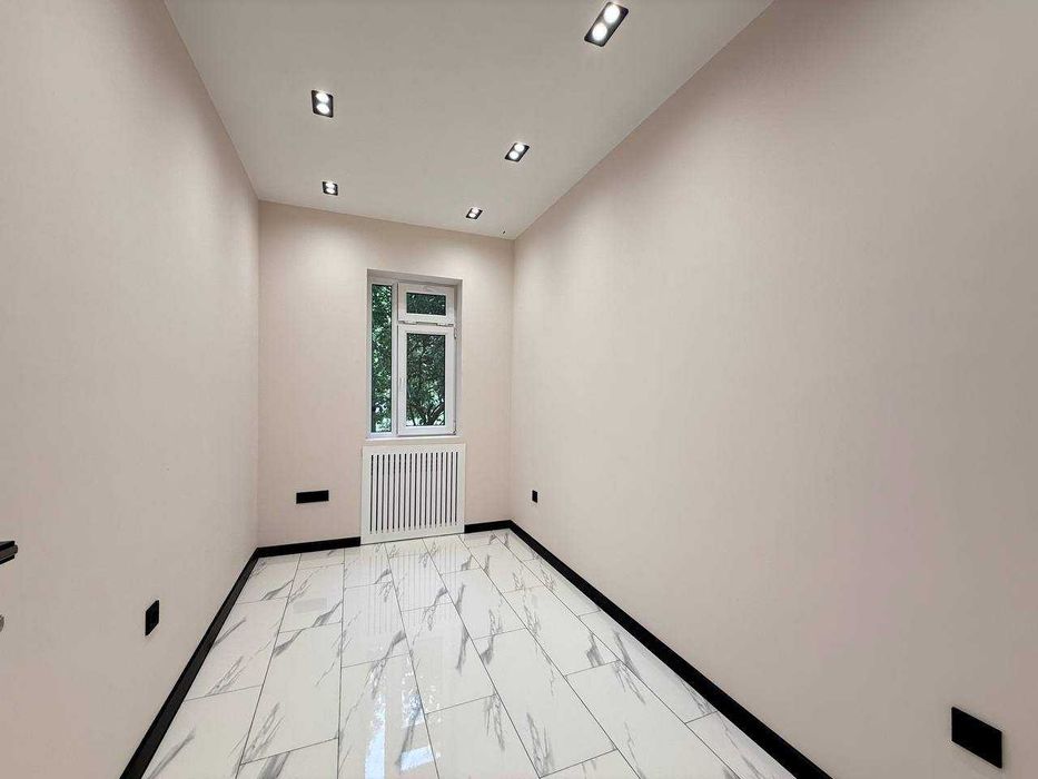 Продается Нежилое арендатор Адвокатура на 2линии 70м за смешные деньги