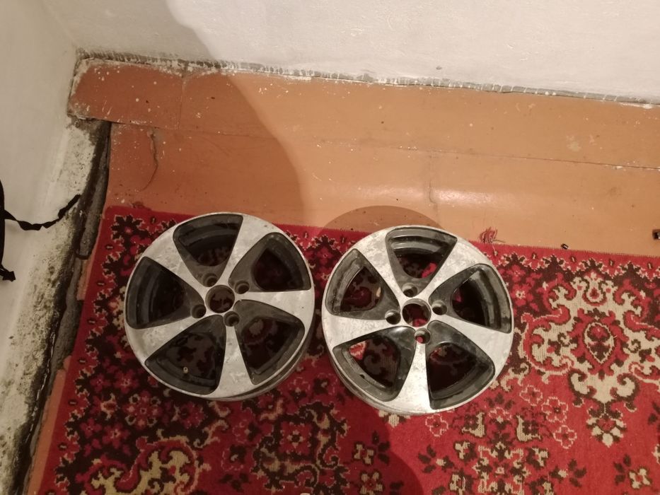 Титанки 4 штук жағдайы жақсы