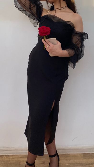 Шикарное чёрное платье в идеальном состоянии!