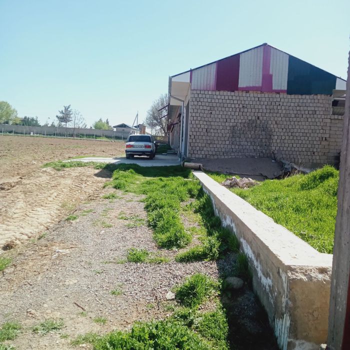 Yer sotiladi 2.5 sotix