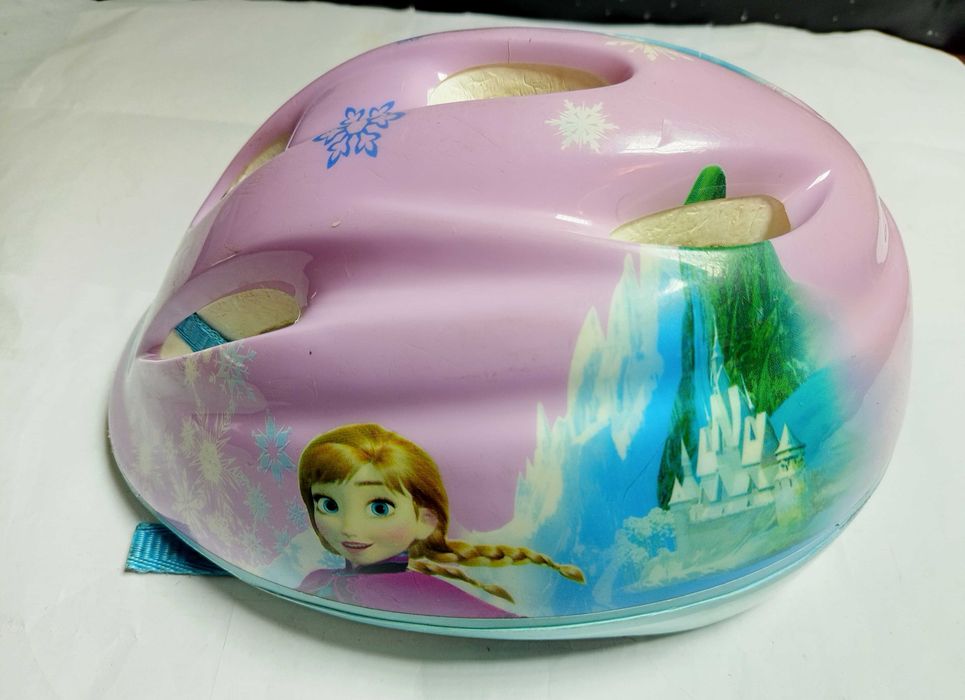 Детска каска FROZEN