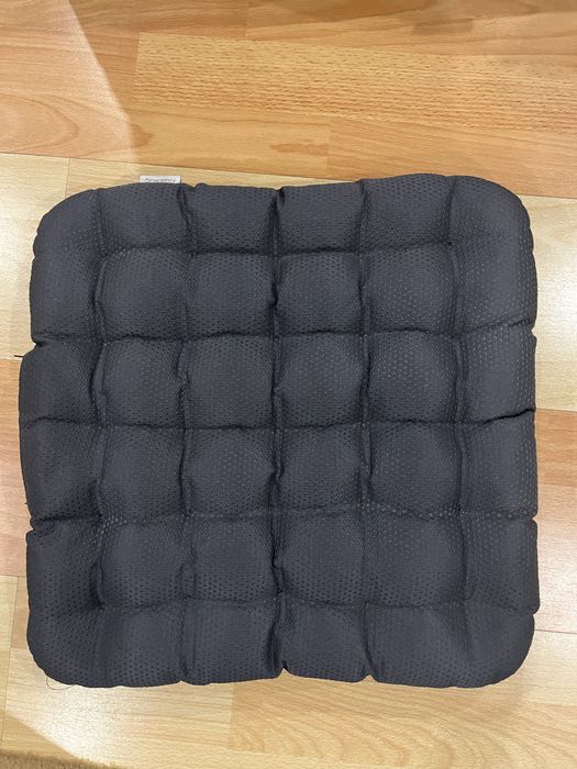 Продам подушки-сиденье гречневые 2 шт