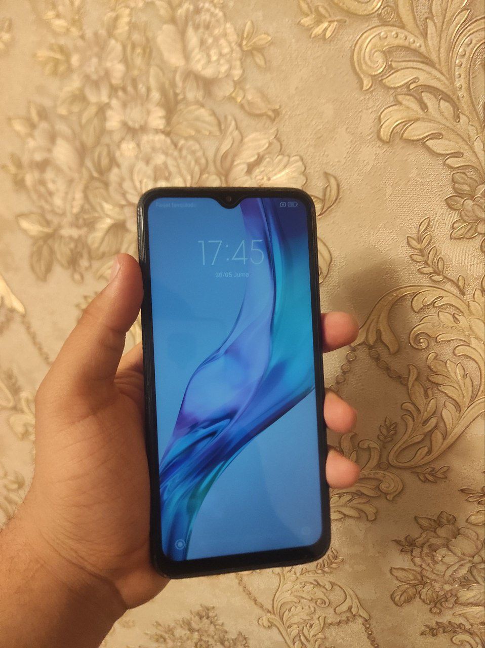 Redmi 9  6+2/128Gb aybi yo xolati yaxshi