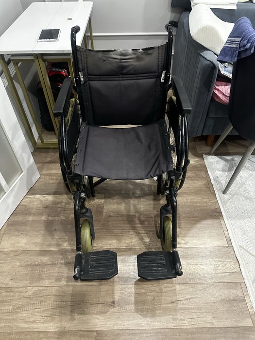 Продается инвалидная коляска!