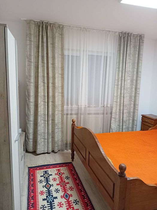 Vand apartament,urgent