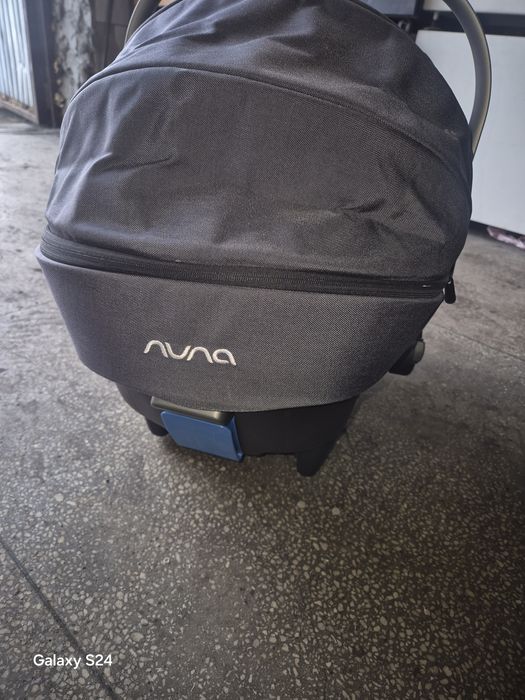 Scaun auto scoică NUNA PIPA ICON