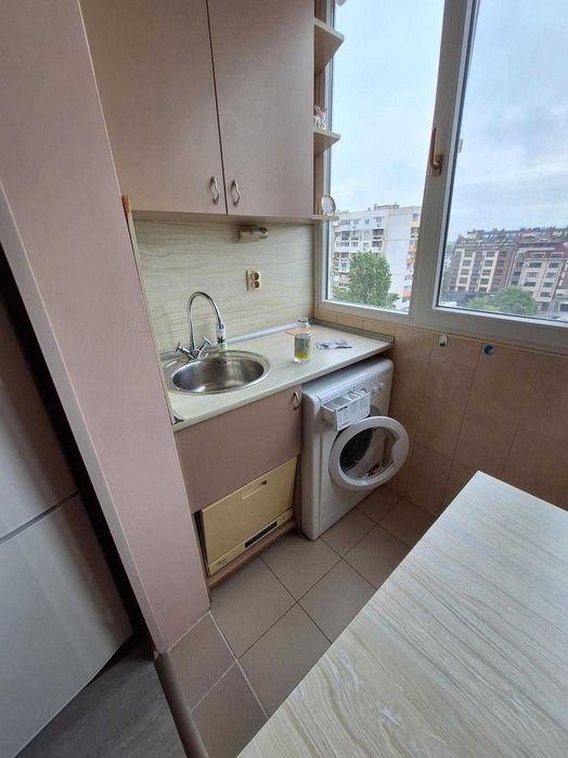 Дава се под наем Тристаен апартамент в София, Надежда 2 - 65 кв.м за 450 € - Снимка #1