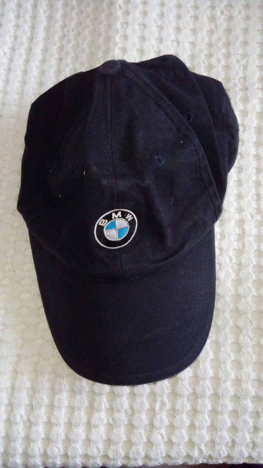 Шапки AC MILAN, RMA, BMW, др. Цена по договаряне!