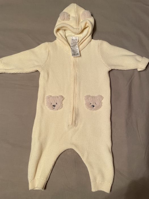 Детский вязаный комбинезон