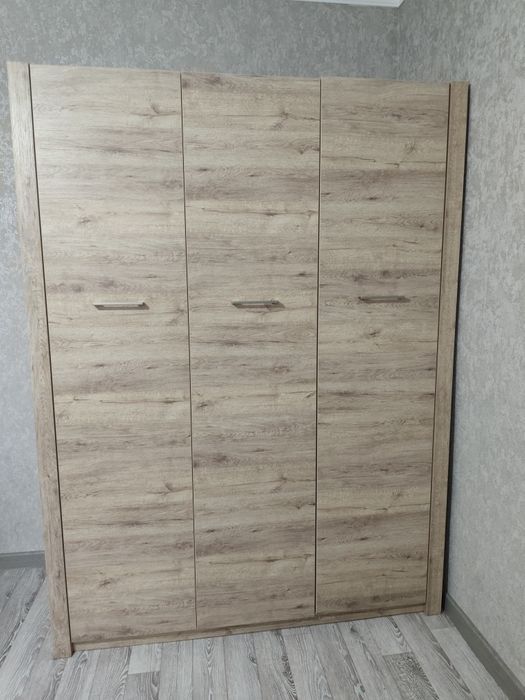 Новый шифонер продается
