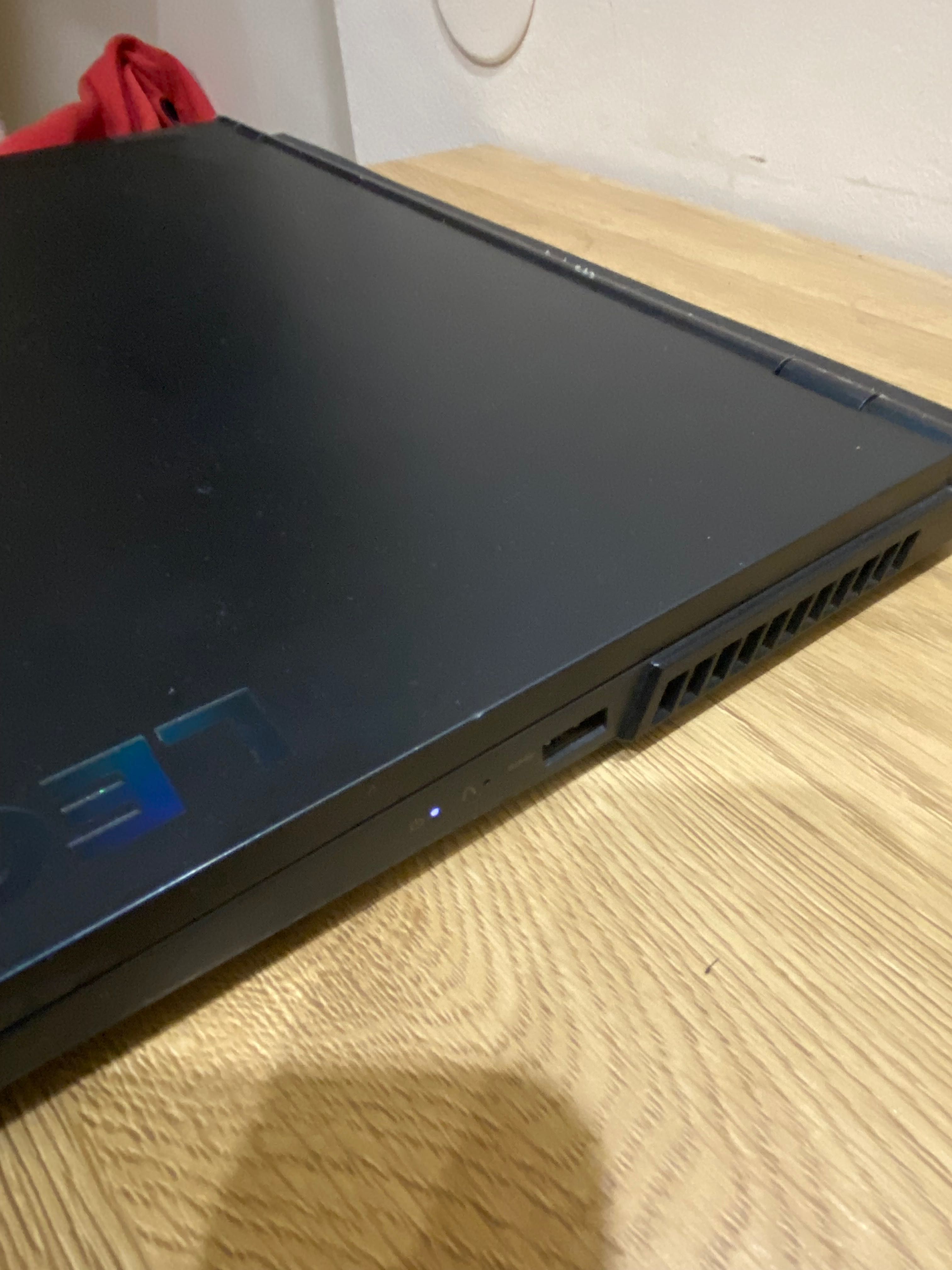 Gaming laptop:Lenovo legion 5