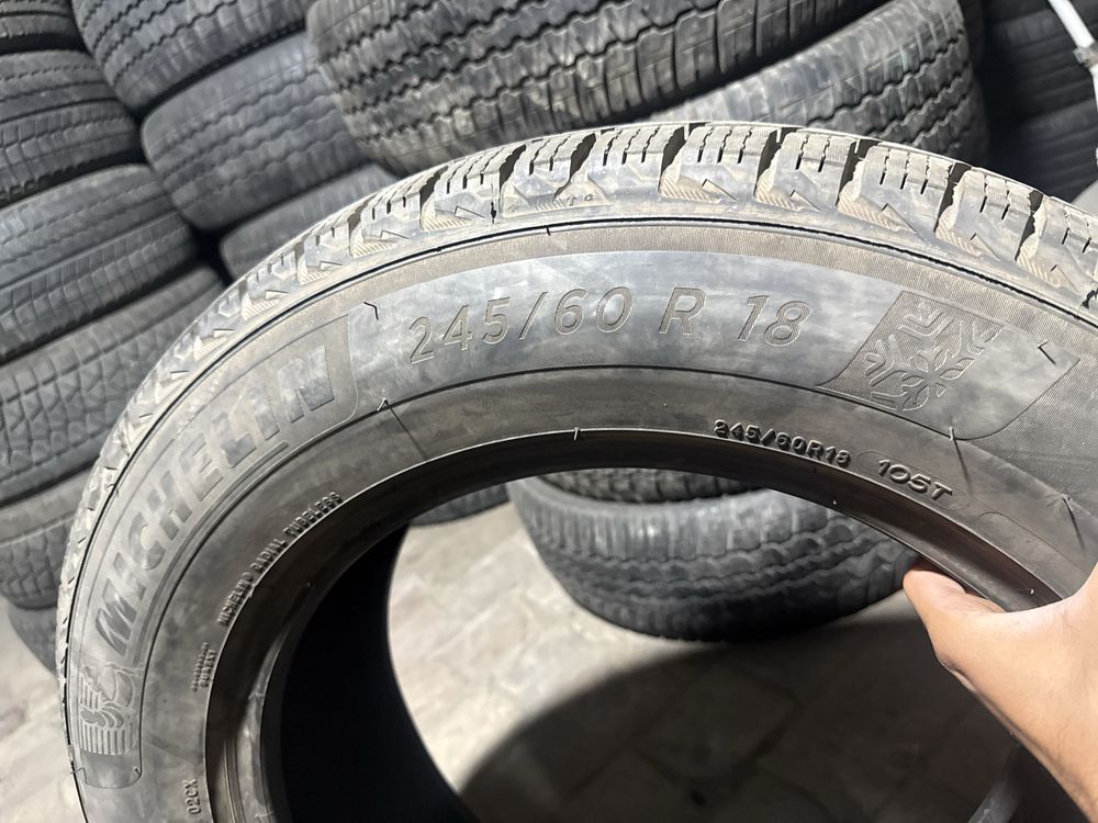 MICHELIN CANADA 245/60/18 zimli