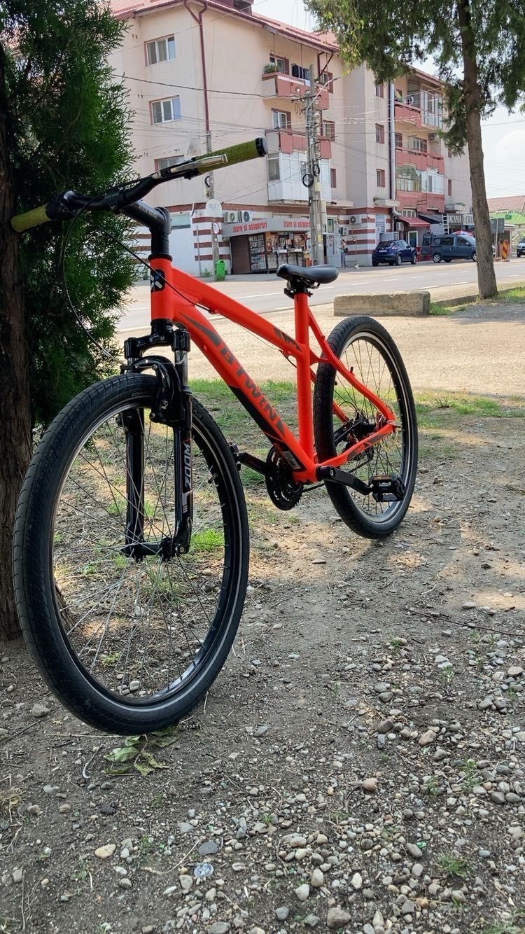 Vând bicicletă mtb rock rider