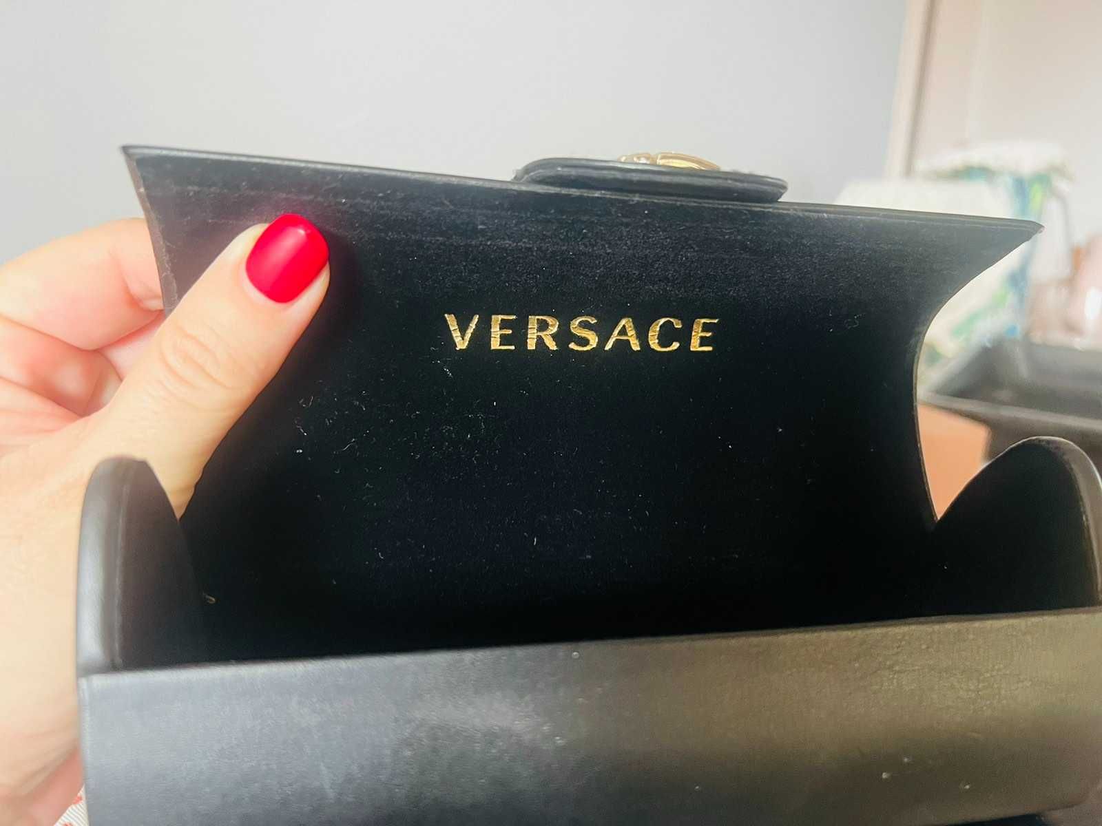 Кутии за очила, versace