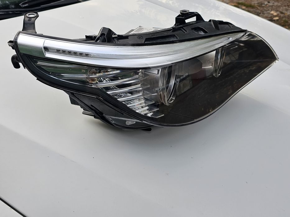 Десен фар за бмв е60 е61 фейслифт h7 обикновен facelift