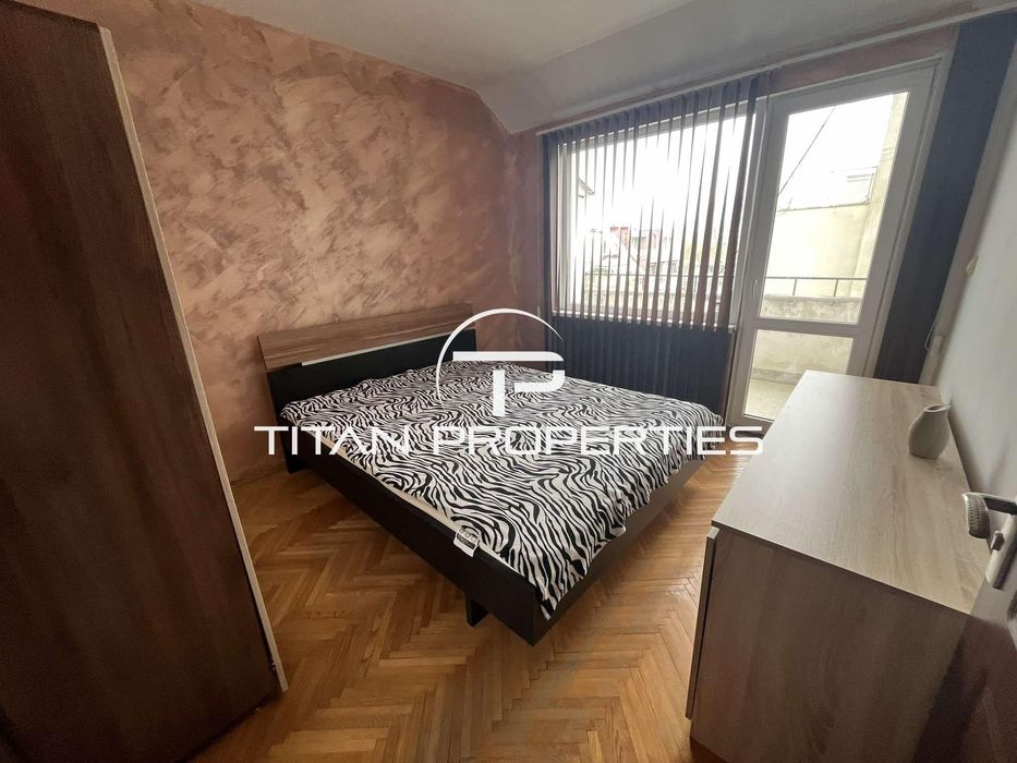 Дава се под наем Двустаен апартамент в Варна, Център - 56 кв.м за 375 € - Снимка #4