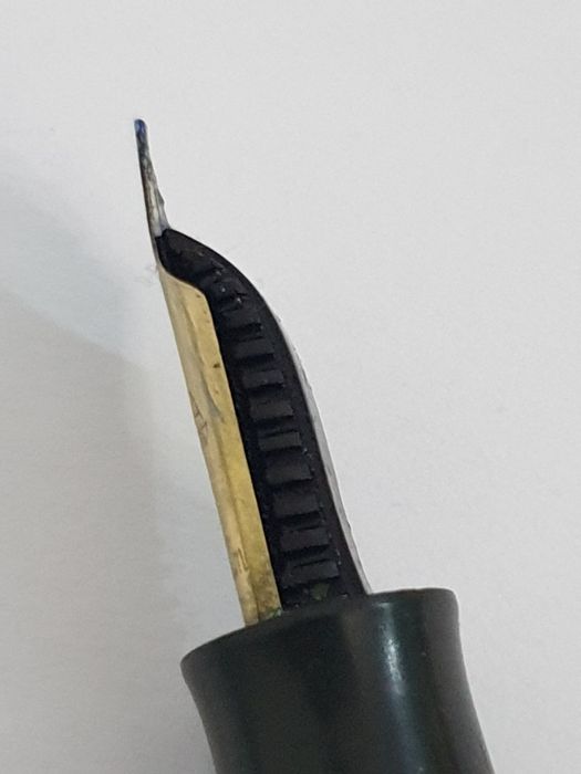 Stilou vacumatic ancora