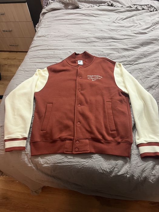 Спортно яке NIKE