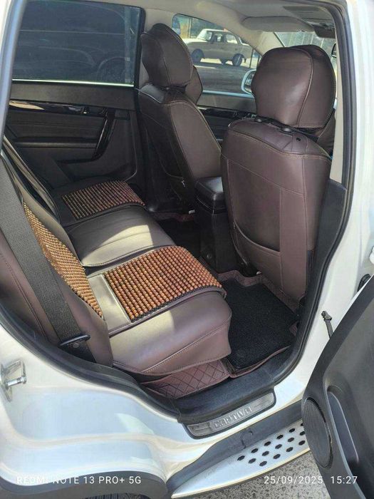 Chevrolet Captiva 3/4 — белый жемчуг