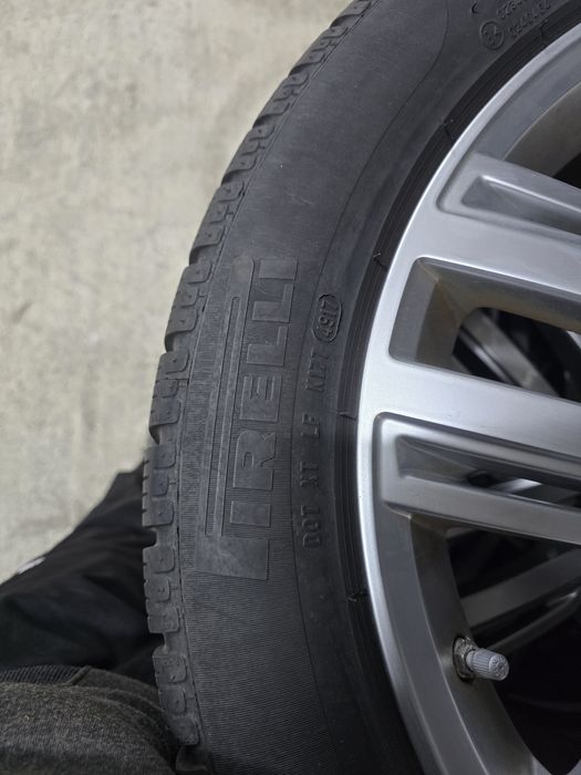 4 Броя Гуми 235/50/19 Pirelli 2x6,8mm 2x5mm