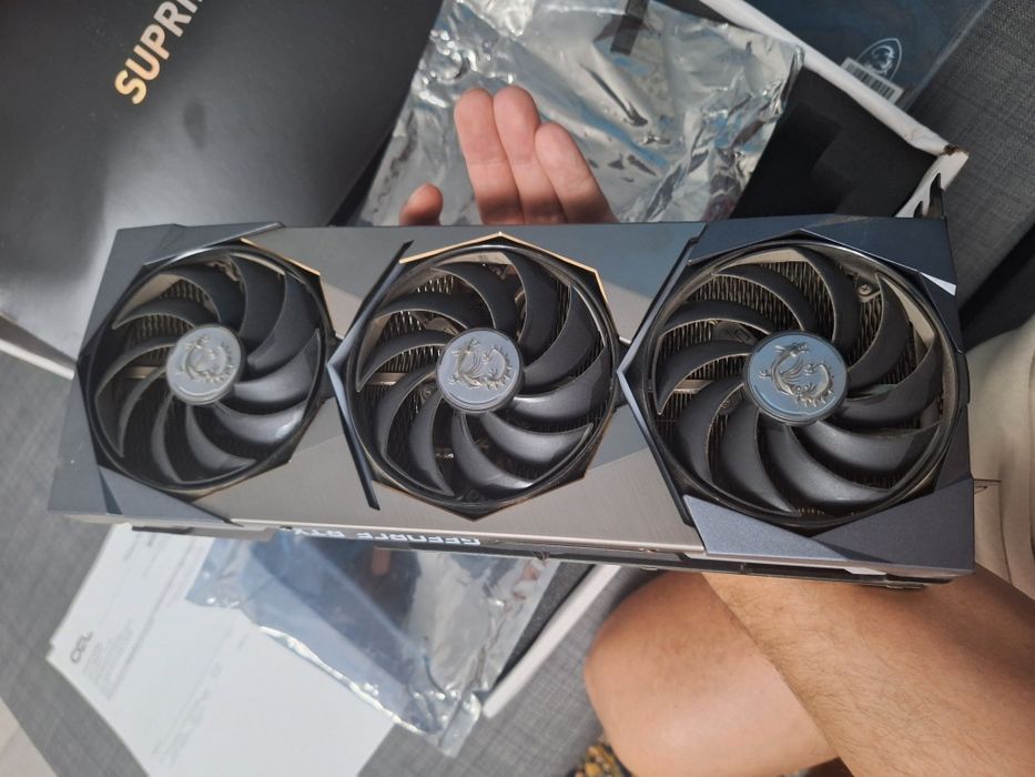 Placa video MSI RTX 3070 Suprim X