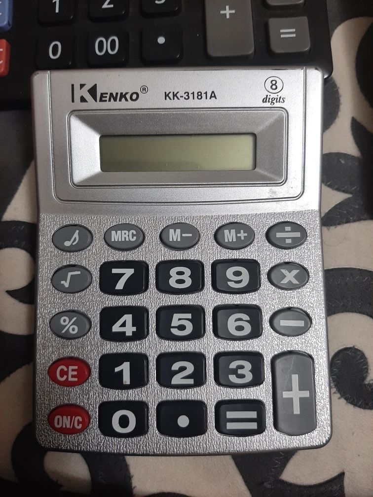 Продам калькуляторы