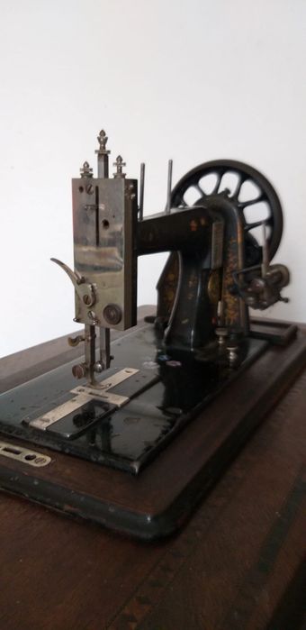 Mașină de cusut L Keppich Bukarest