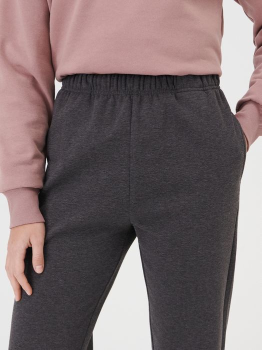 Pantaloni de trening Sinsay