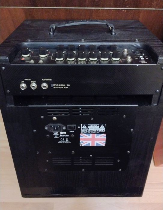 Продавам:Ел.акустично кубе Ibanez troubadоur T80/N-E  много запазено.