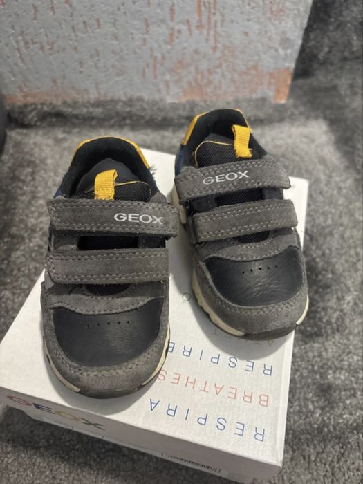 Adidasi/ pantofi sport Geox