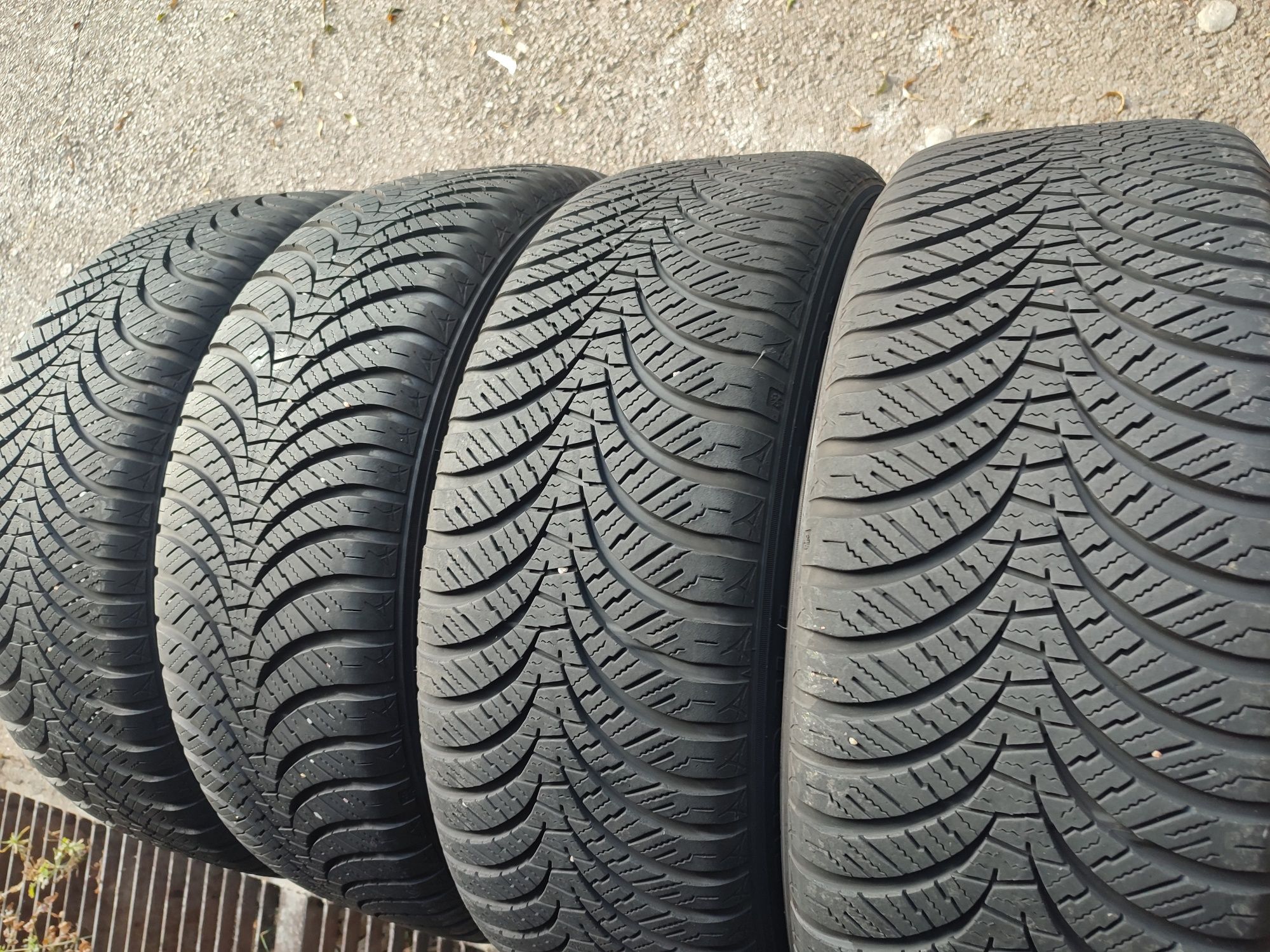 215/55/18" 4бр Falken evro all season,dot1620,7-8mm