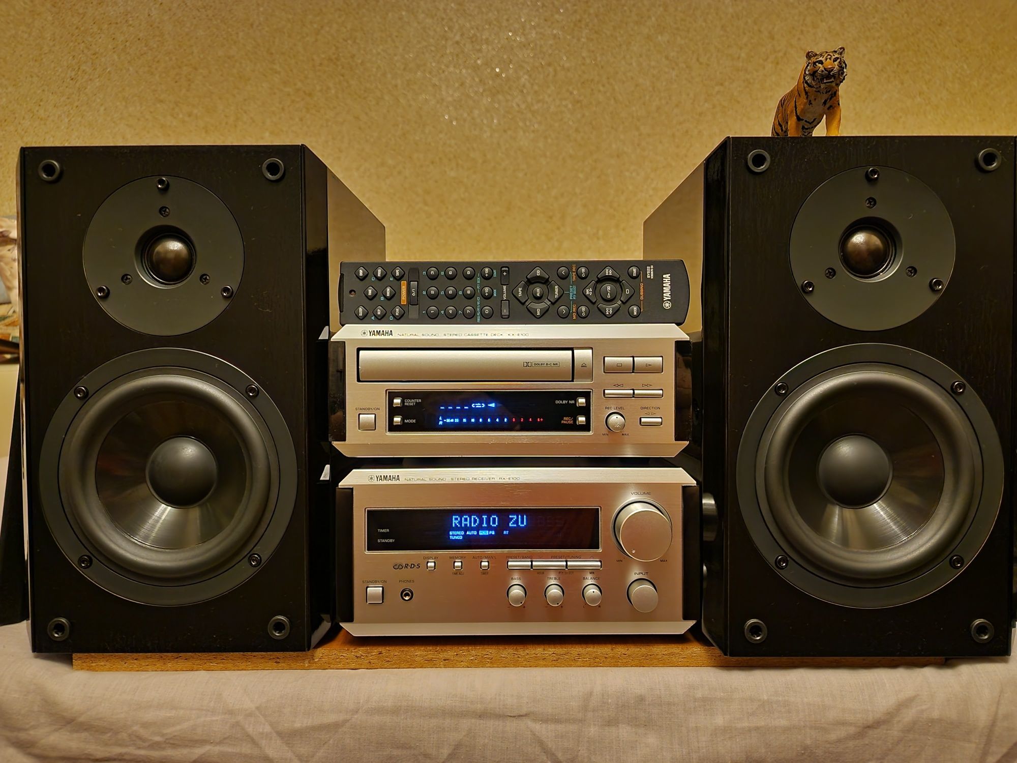 Yamaha RX-100. Premium audio system. Tape deck + receiver. Rar. Ca nou
