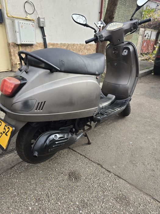 Vand scuter btc riva