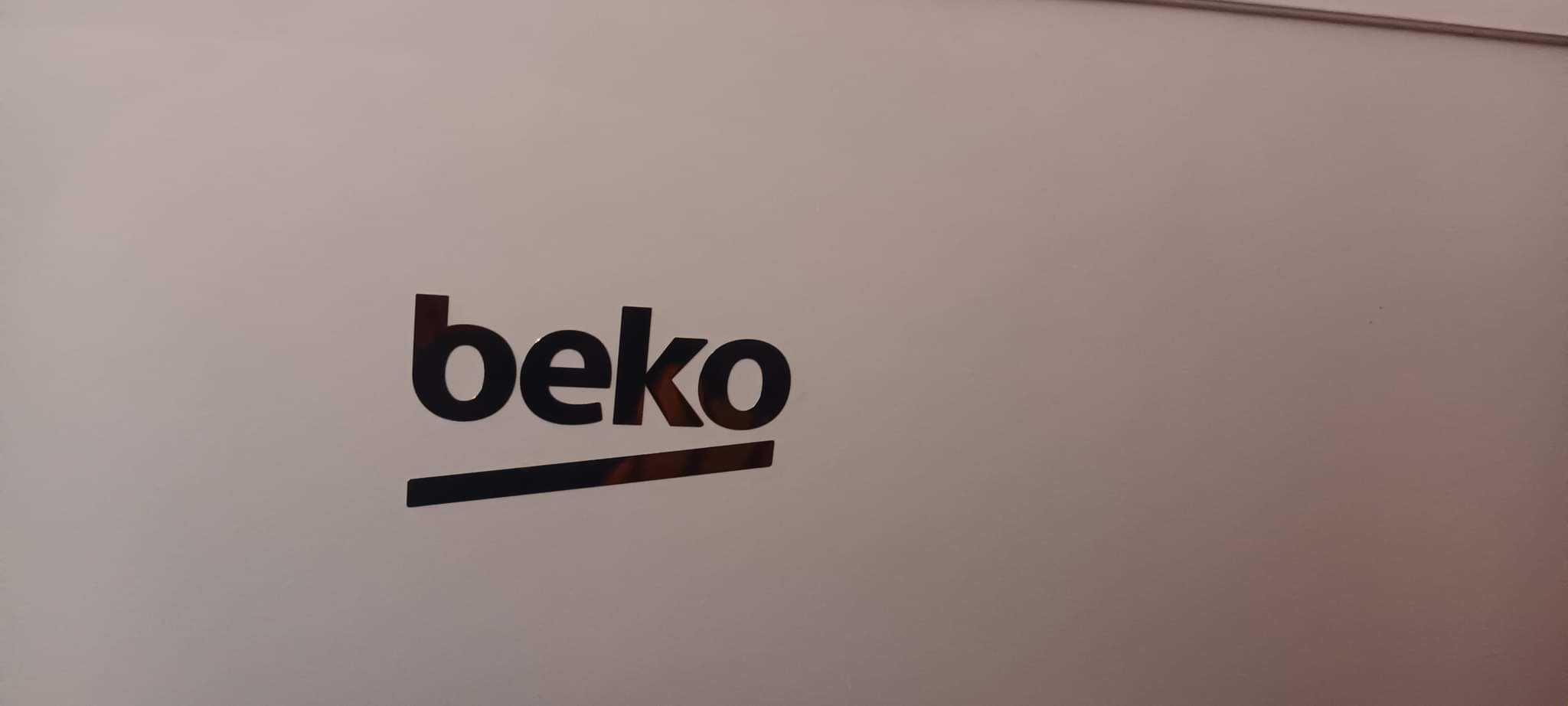 Фризер Beko FSA13020