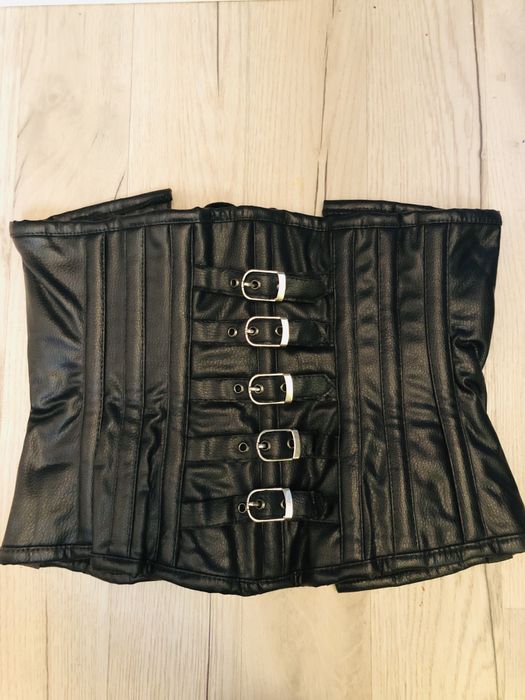 Продам модные корсеты