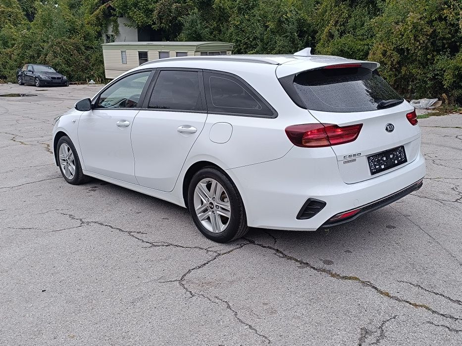 Kia Ceed 1.6 Crdi 2021 г
