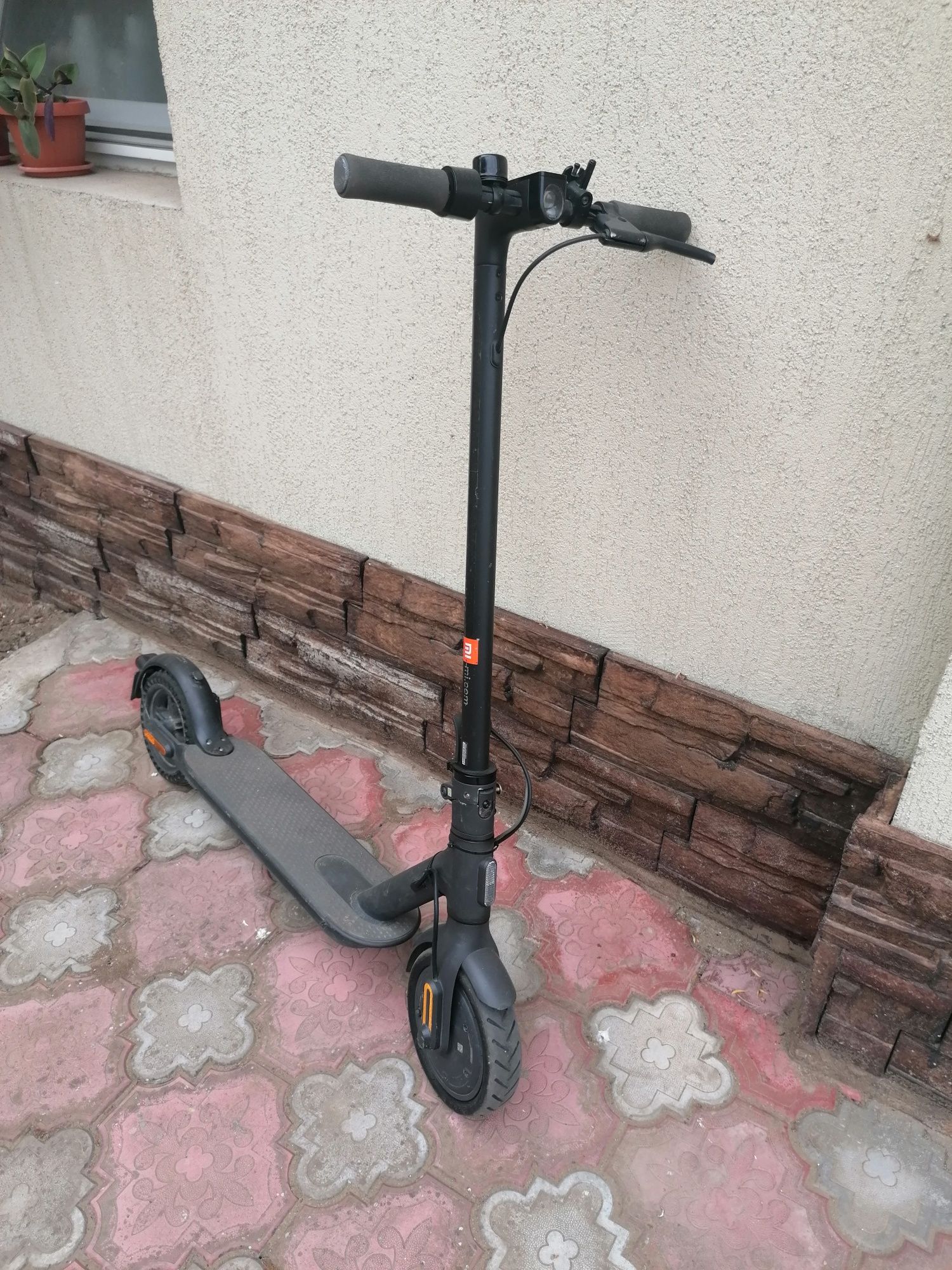 Vand trotineta electrica xiaomi