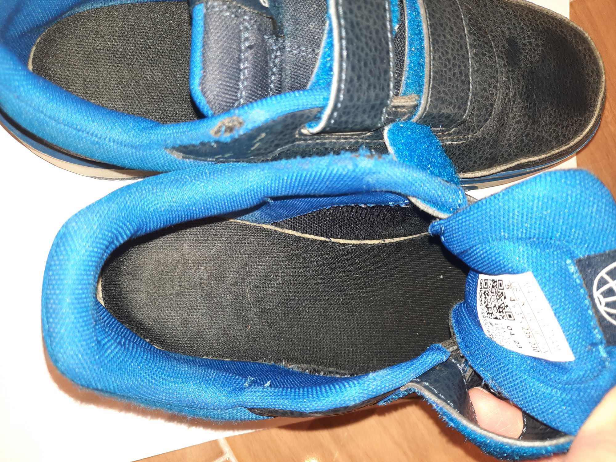 Маратонки ADIDAS 37 номер