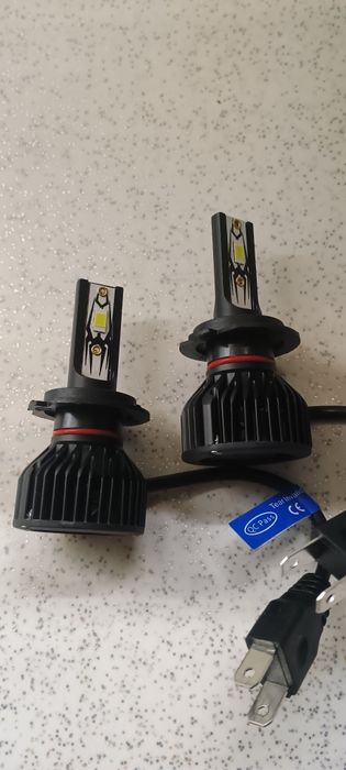 Лед крушки за фарове H 7