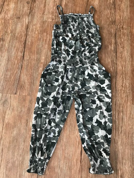 Комбинезон  для девочки 9-10 лет